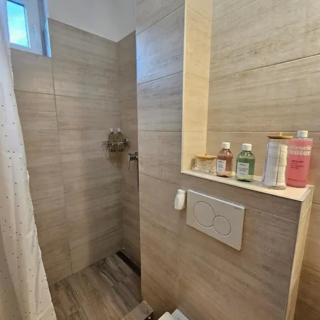 Apartment Old Town Studio - Free Private Parking